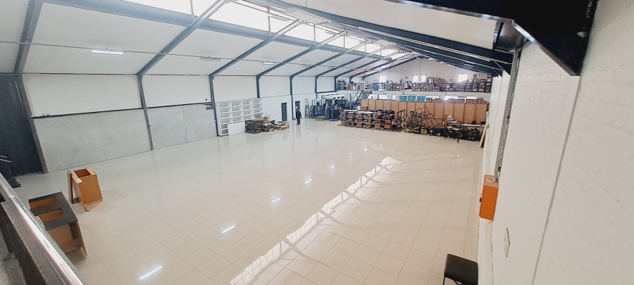 To Let commercial Property for Rent in Chantecler Western Cape